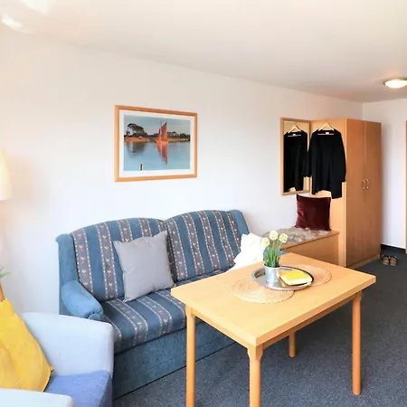 Ferienzimmeranlage Deutsches Haus Deutsches Haus App 37 * Wustrow (Fischland)